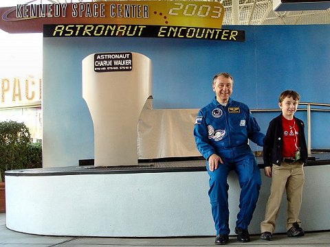 NASA Astronaut Charlie Walker meets with Patrick Murphy